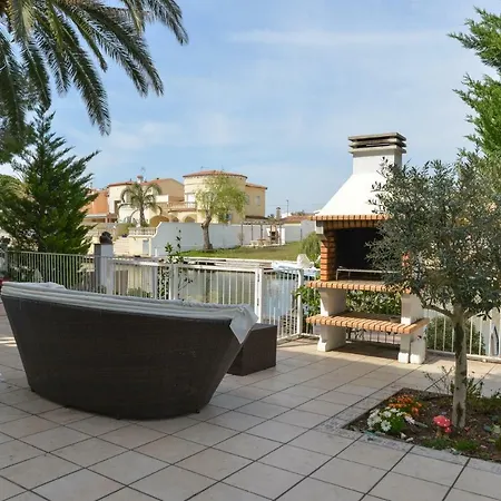 Requesens On Canal Empuriabrava