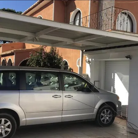 Requesens On Canal בית נופש אמפוריבראבה