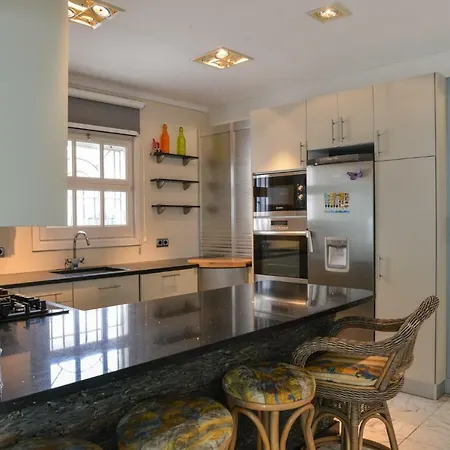 בית נופש Requesens On Canal *